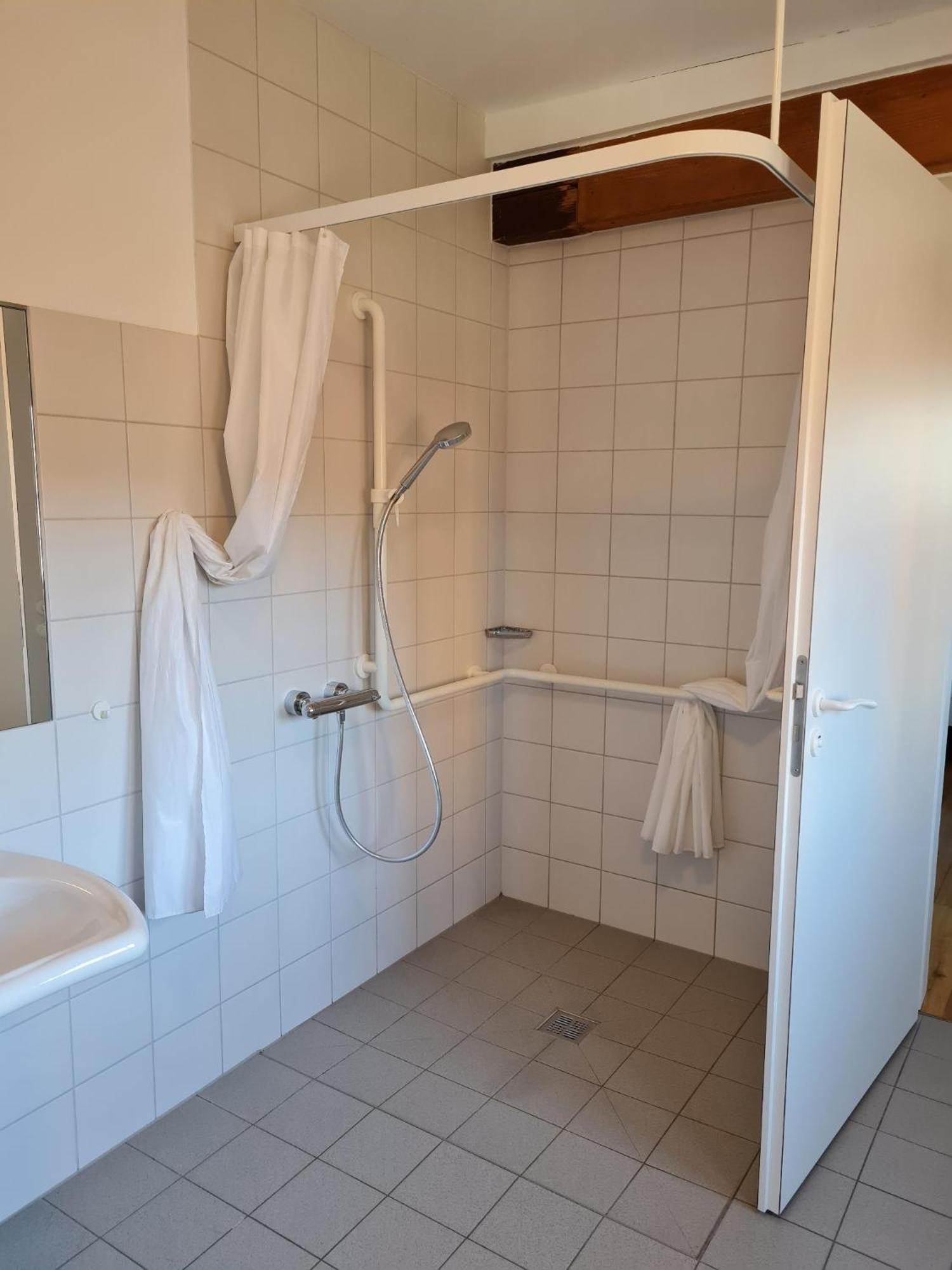 Jugendherberge Dinkelsbuehl - Youth Hostel ภายนอก รูปภาพ