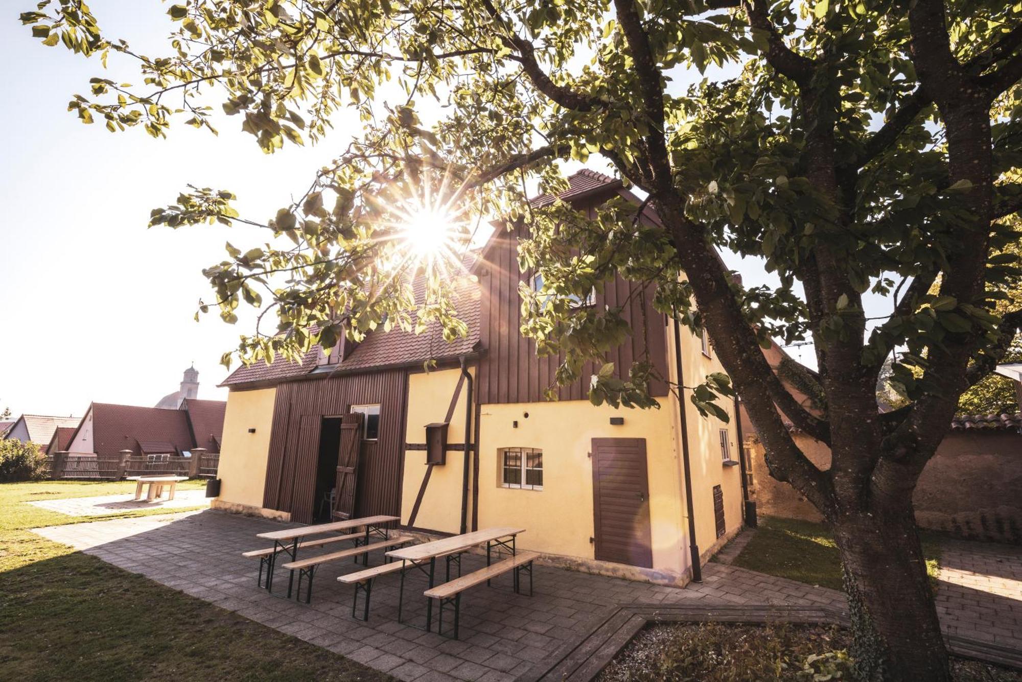 Jugendherberge Dinkelsbuehl - Youth Hostel ภายนอก รูปภาพ