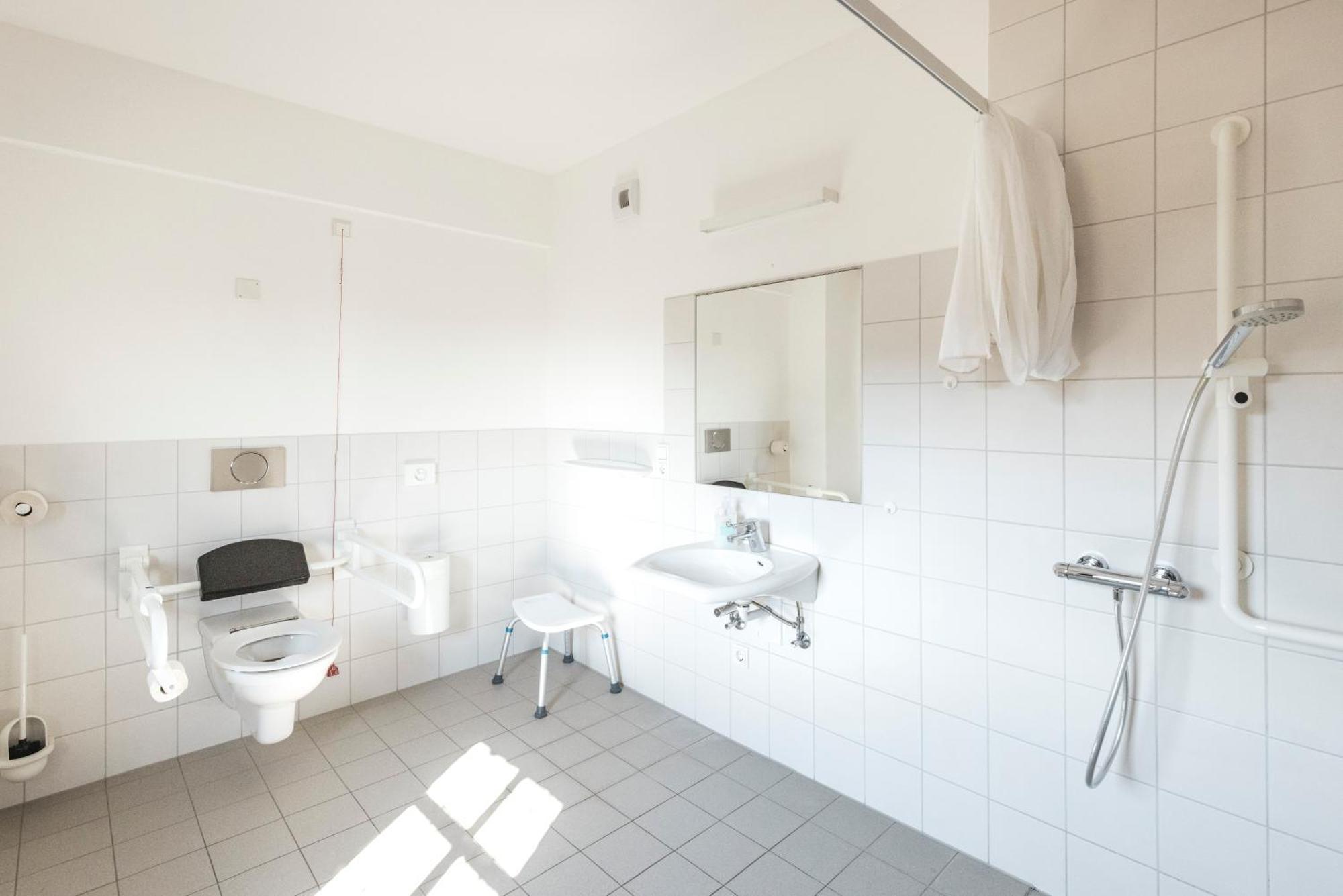 Jugendherberge Dinkelsbuehl - Youth Hostel ภายนอก รูปภาพ