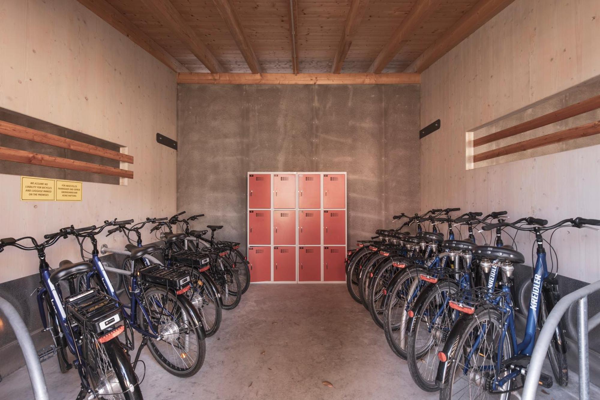 Jugendherberge Dinkelsbuehl - Youth Hostel ภายนอก รูปภาพ